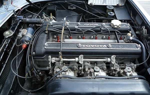 68（S43）トヨタ 2000GT エンジン