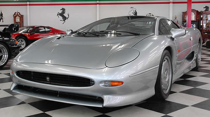 1992 ジャガー XJ 220：スーパーカーの新車 中古車販売 オートガレージ