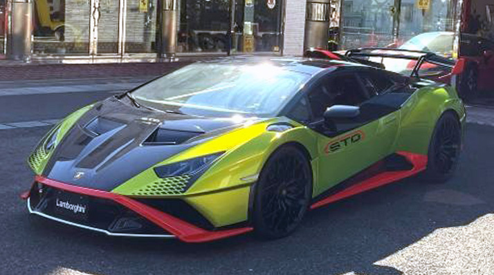 2023年 ランボルギーニ ウラカン STO(LDF) ディーラー車 グリーンメタリック